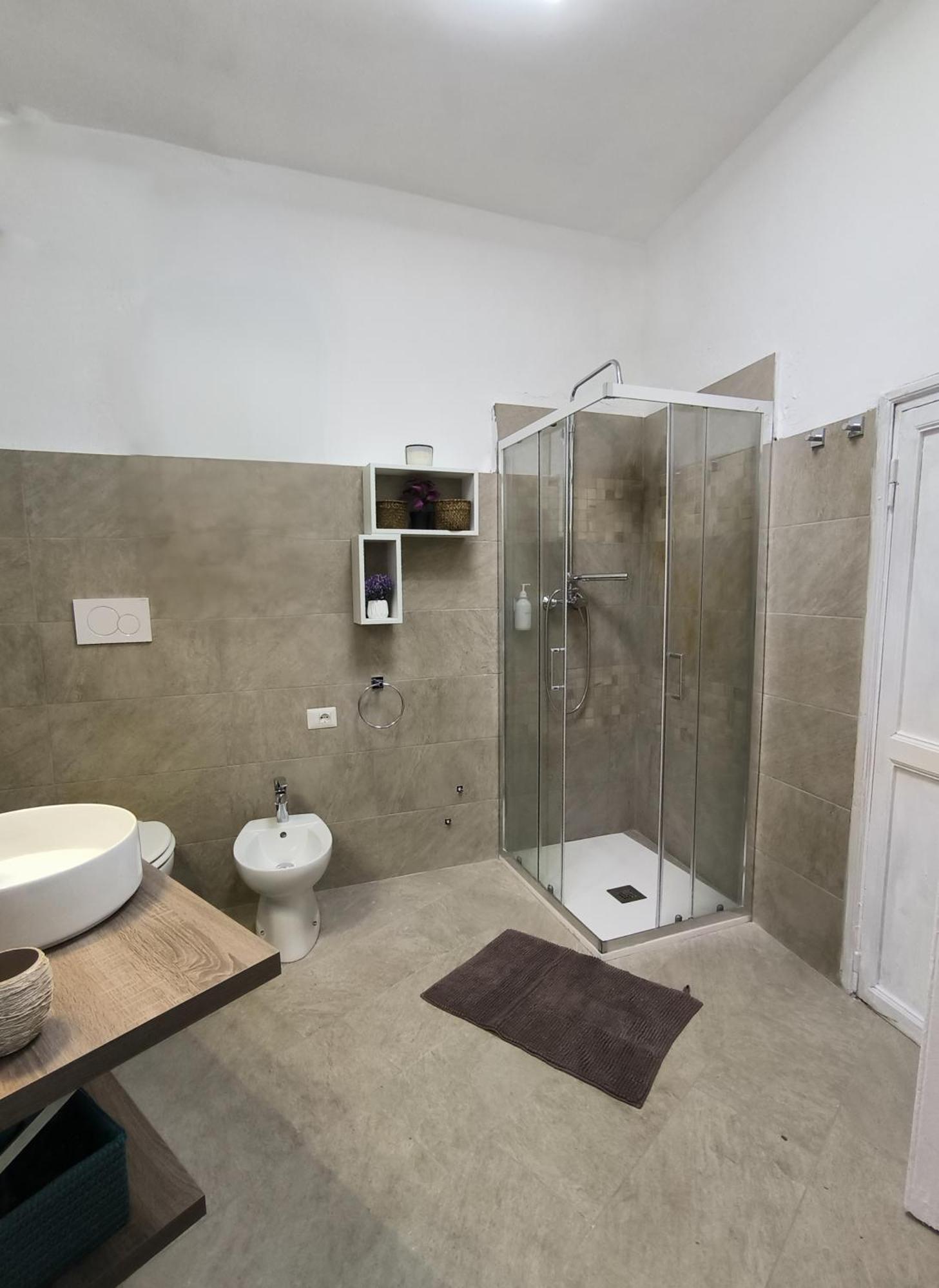 Apartment Crezy House Trilussa Rome