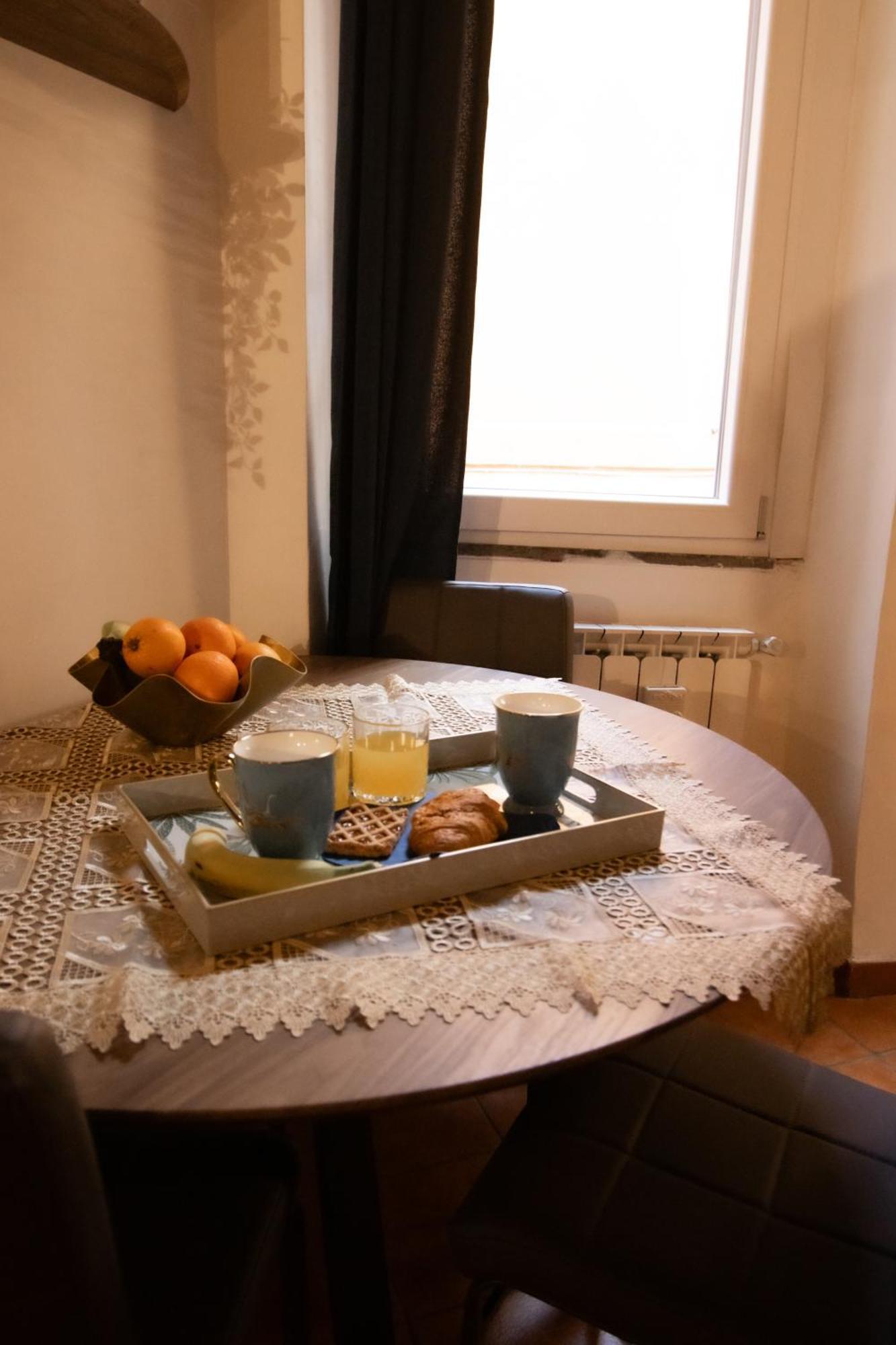 Crezy House Trilussa Rome