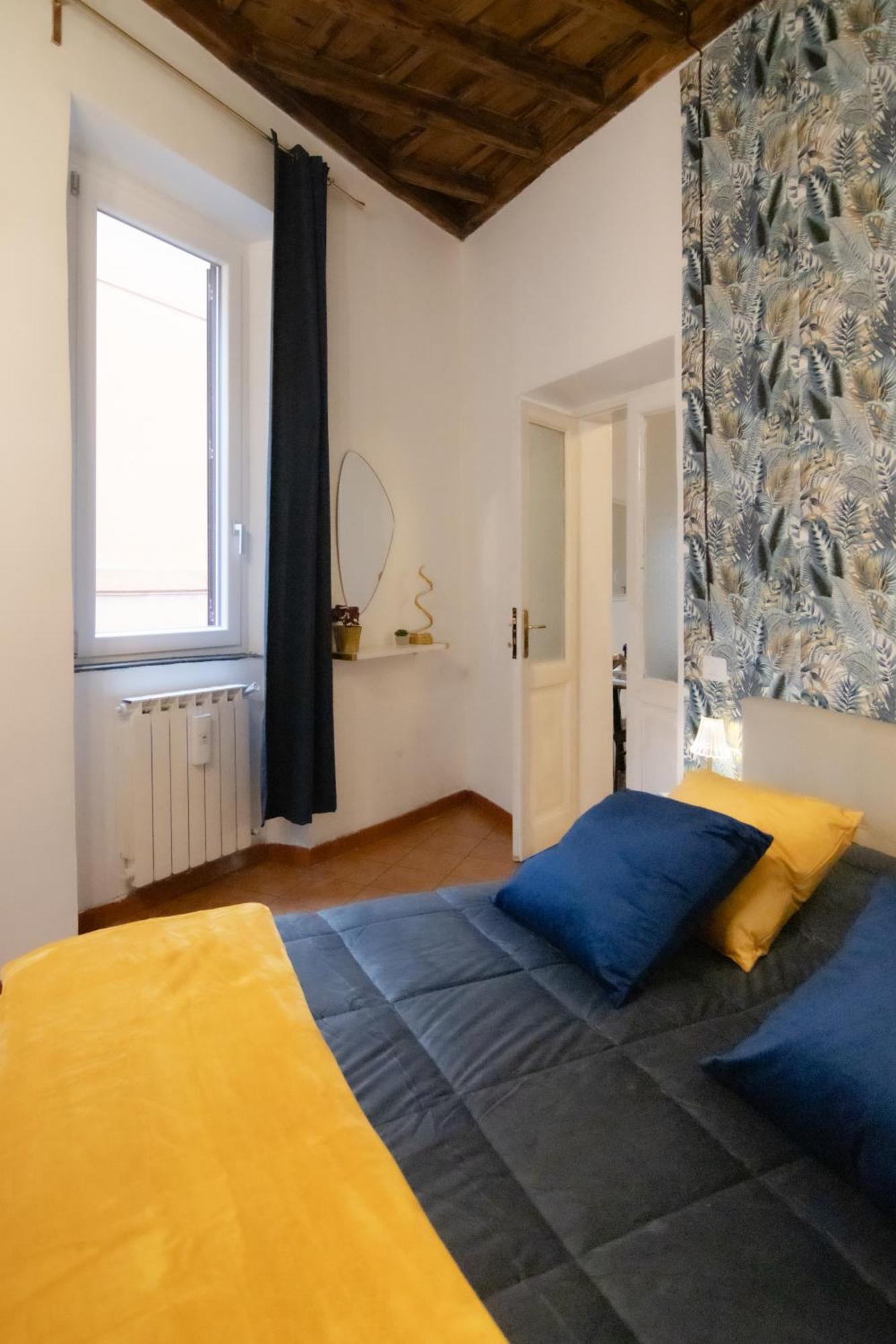 Crezy House Trilussa Apartment